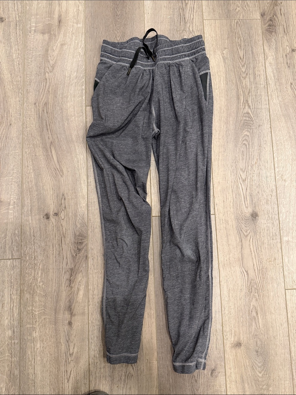 Women’s Gray Drawstring Jogger Pants
